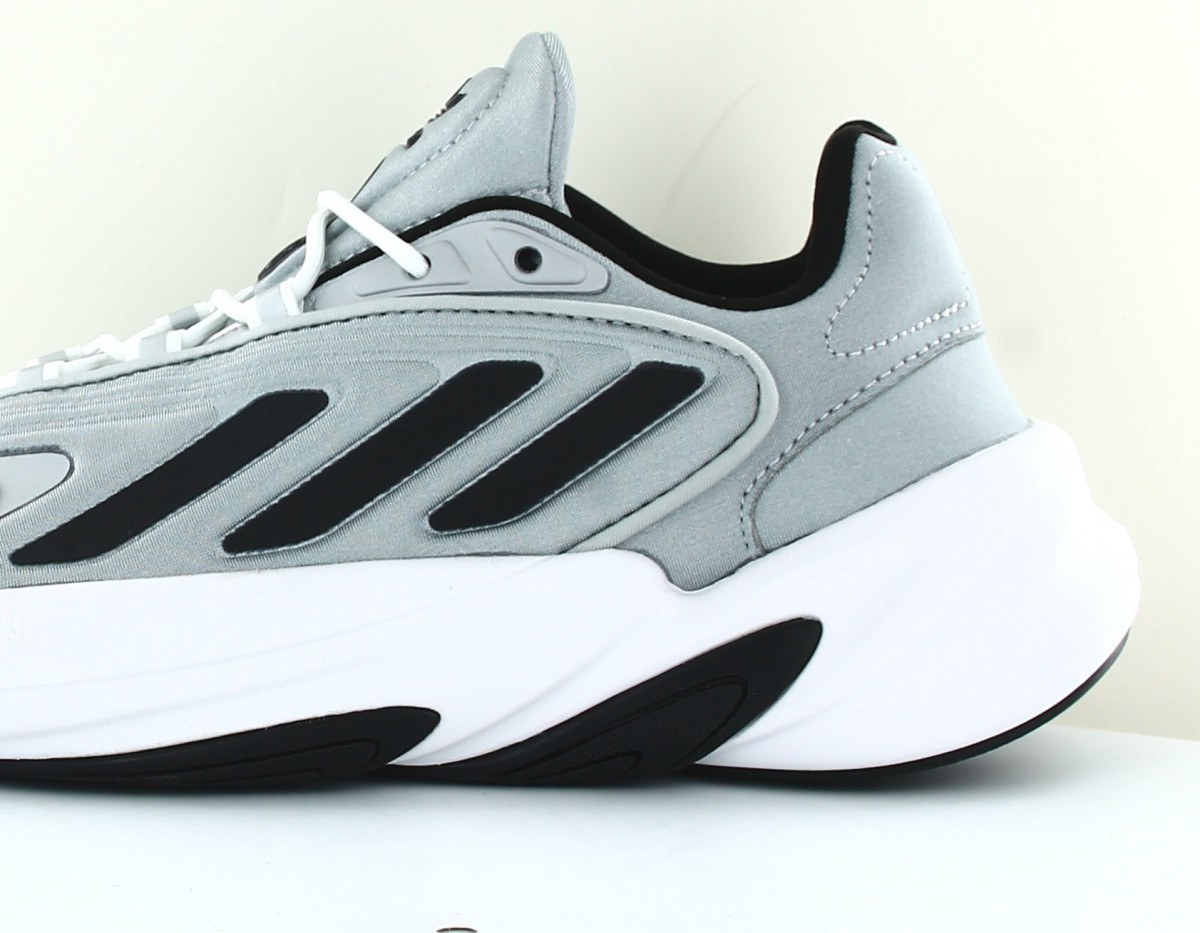 Adidas Ozelia argent noir blanc