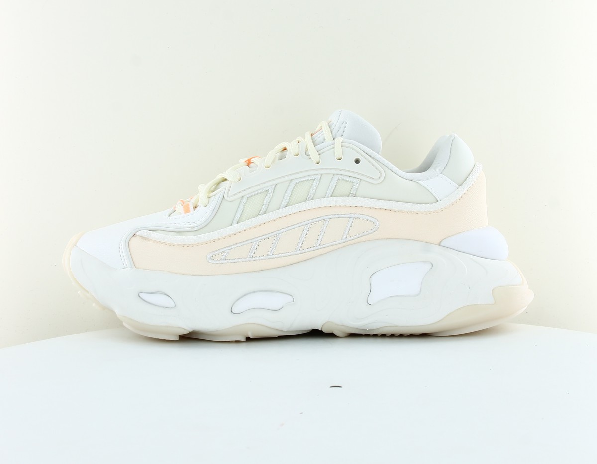 Adidas Oznova blanc rose poudré orange
