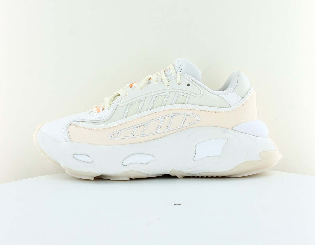 Adidas Oznova blanc rose poudré orange