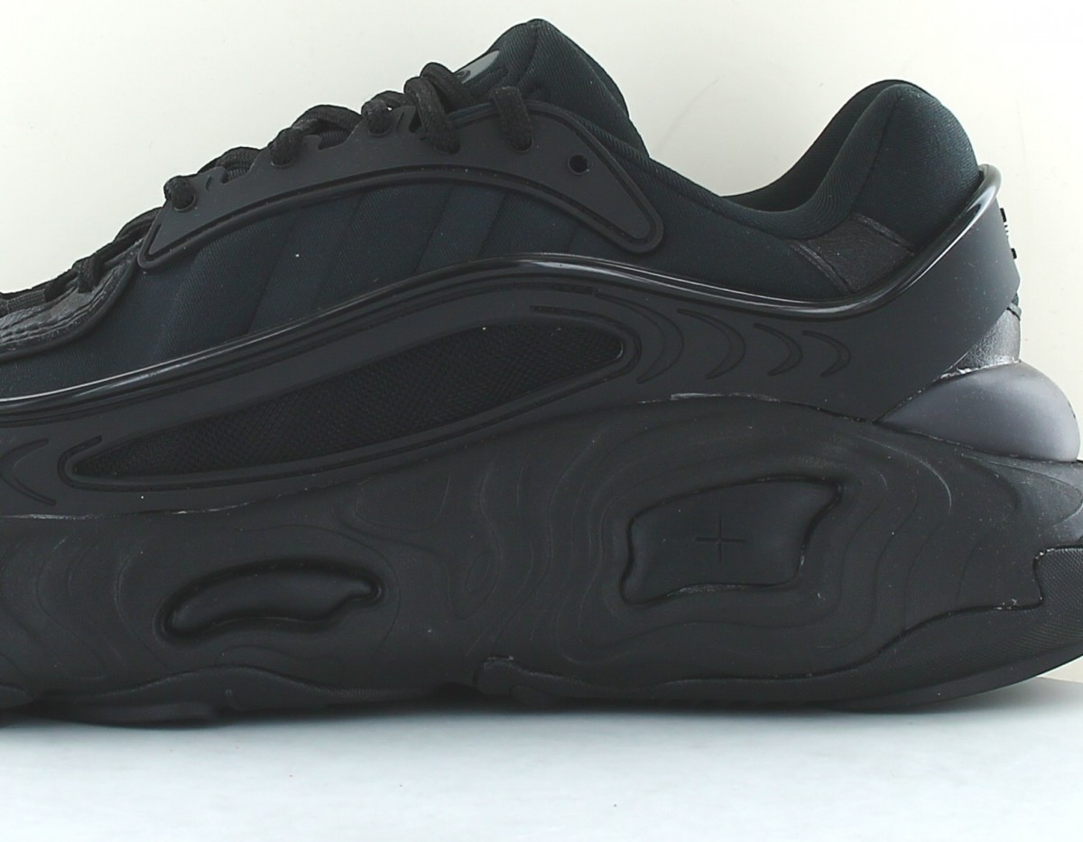 Adidas Oznova noir noir