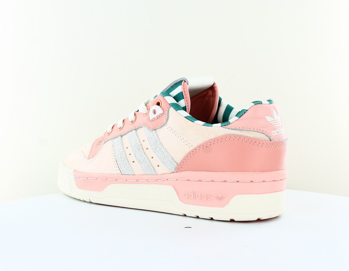 Adidas Rivalry low femme premium rose beige gris vert