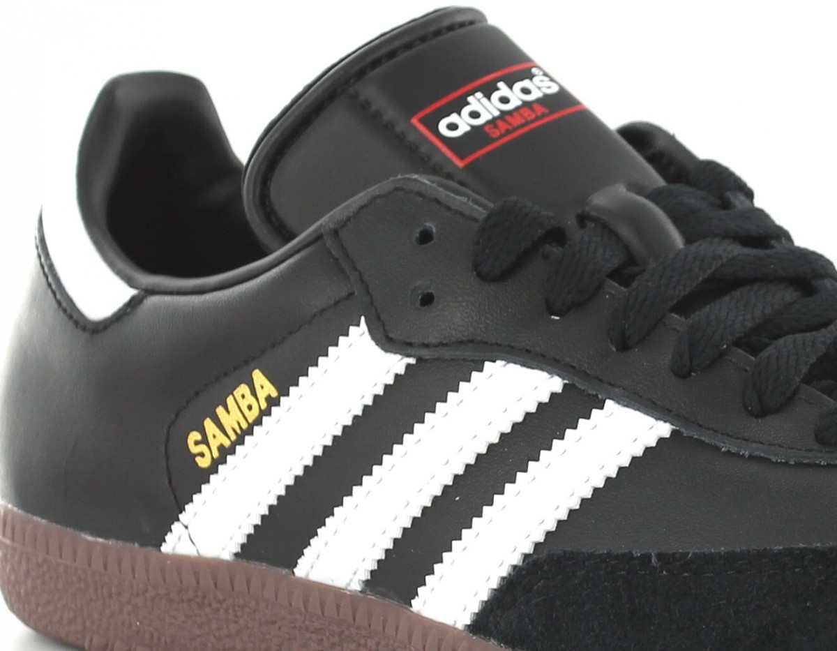 Adidas chaussure femme noir sales