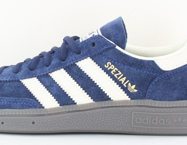 Adidas Spezial bleu nuit beige