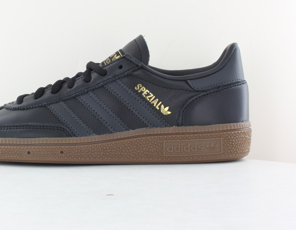 Adidas Spezial cuir noir noir gomme