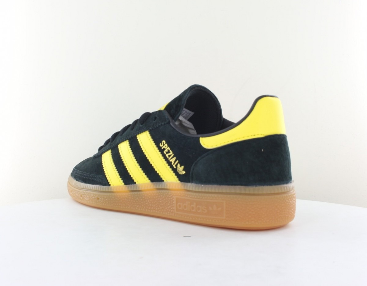 Adidas Spezial noir jaune gomme