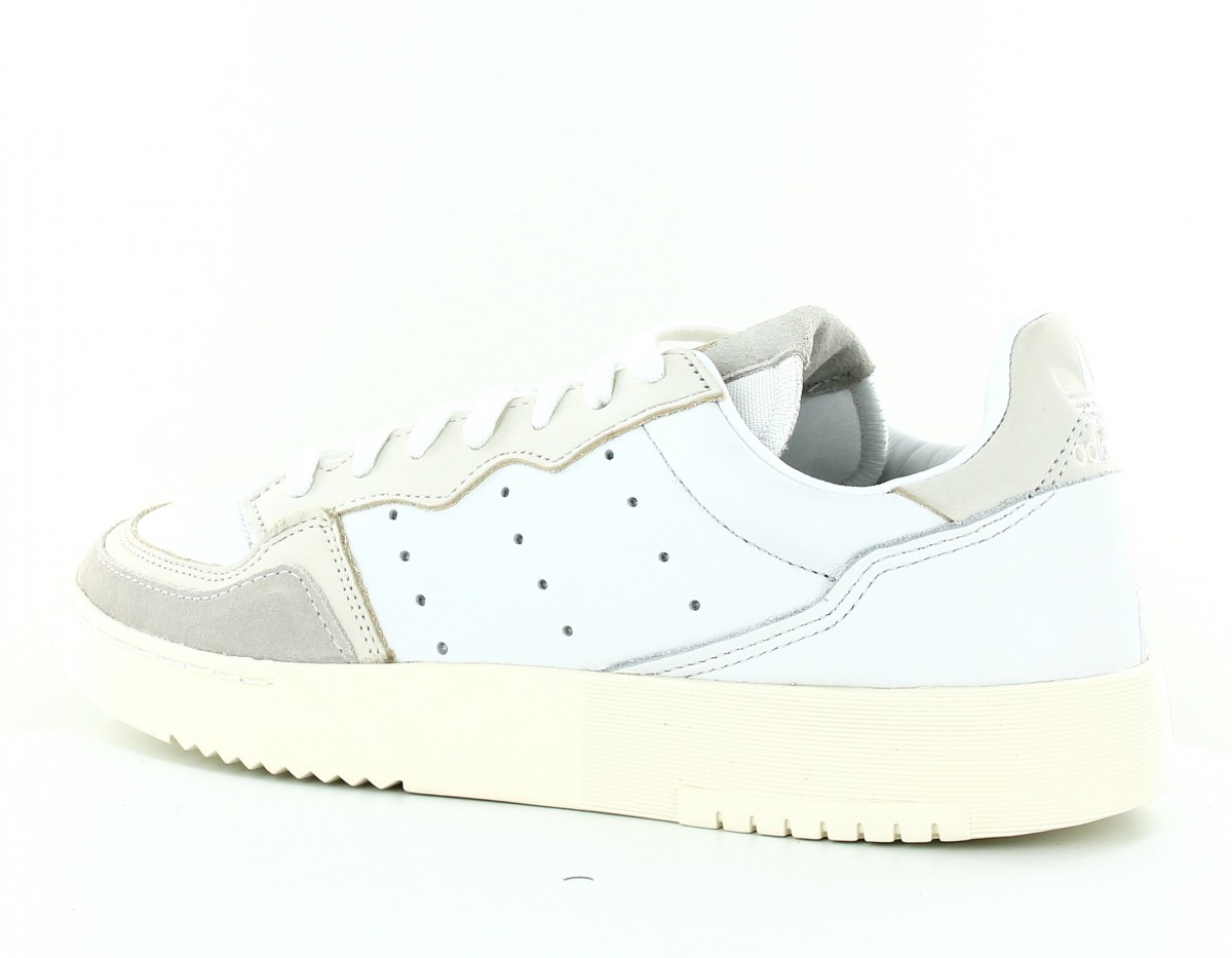 Adidas Super court blanc gris beige or
