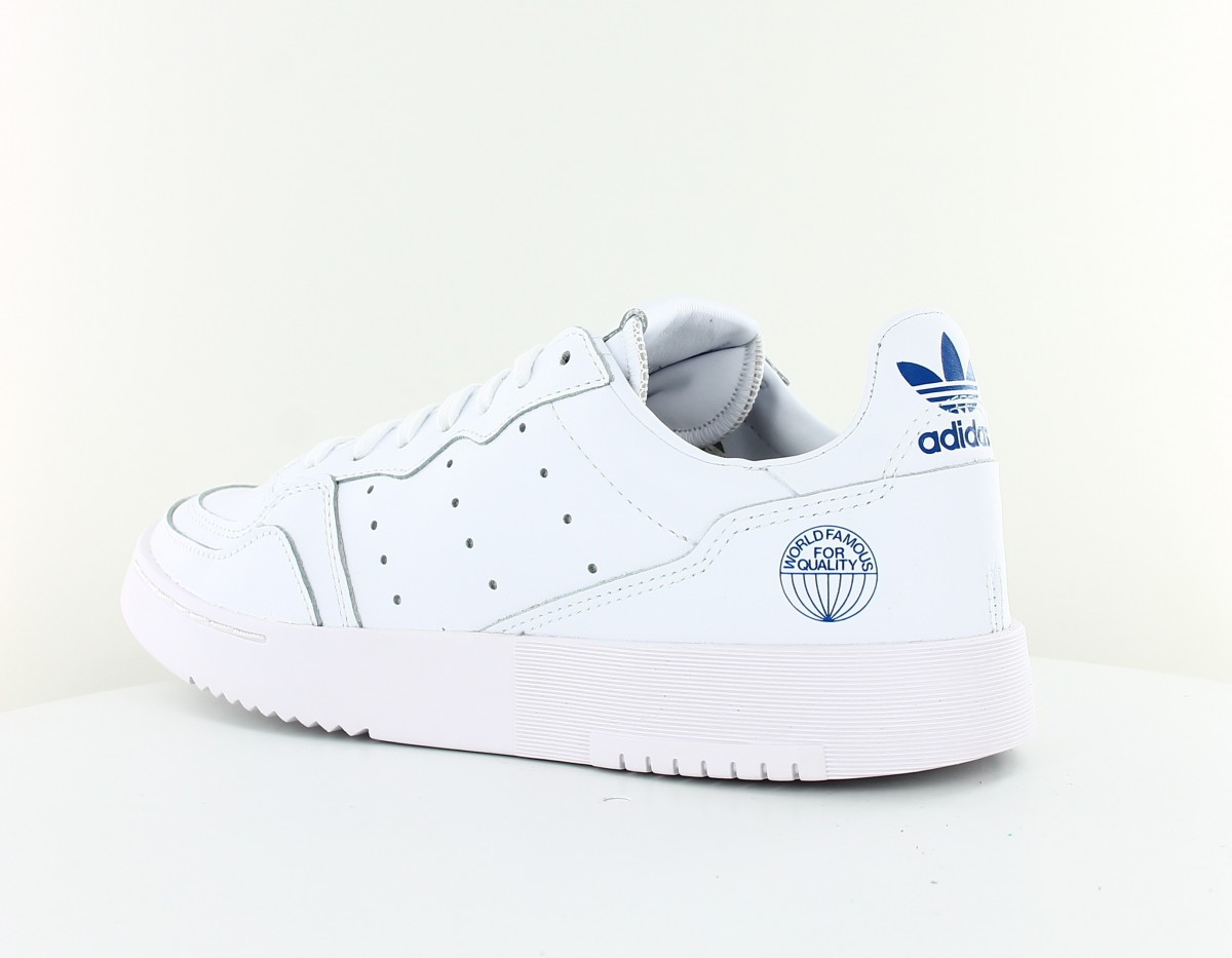Adidas Supercourt logo blanc bleu