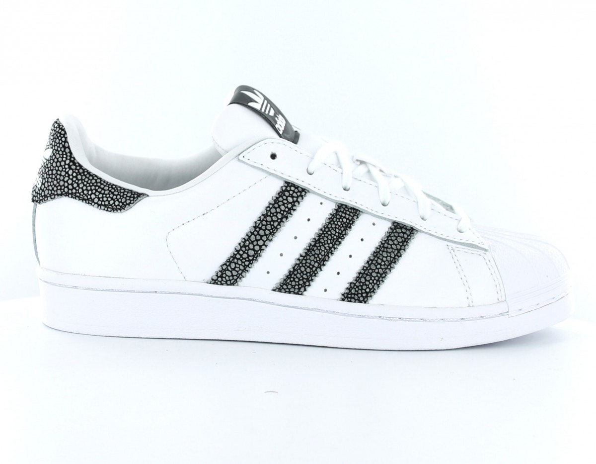 Adidas superstar femme galuchat BLANC/NOIR