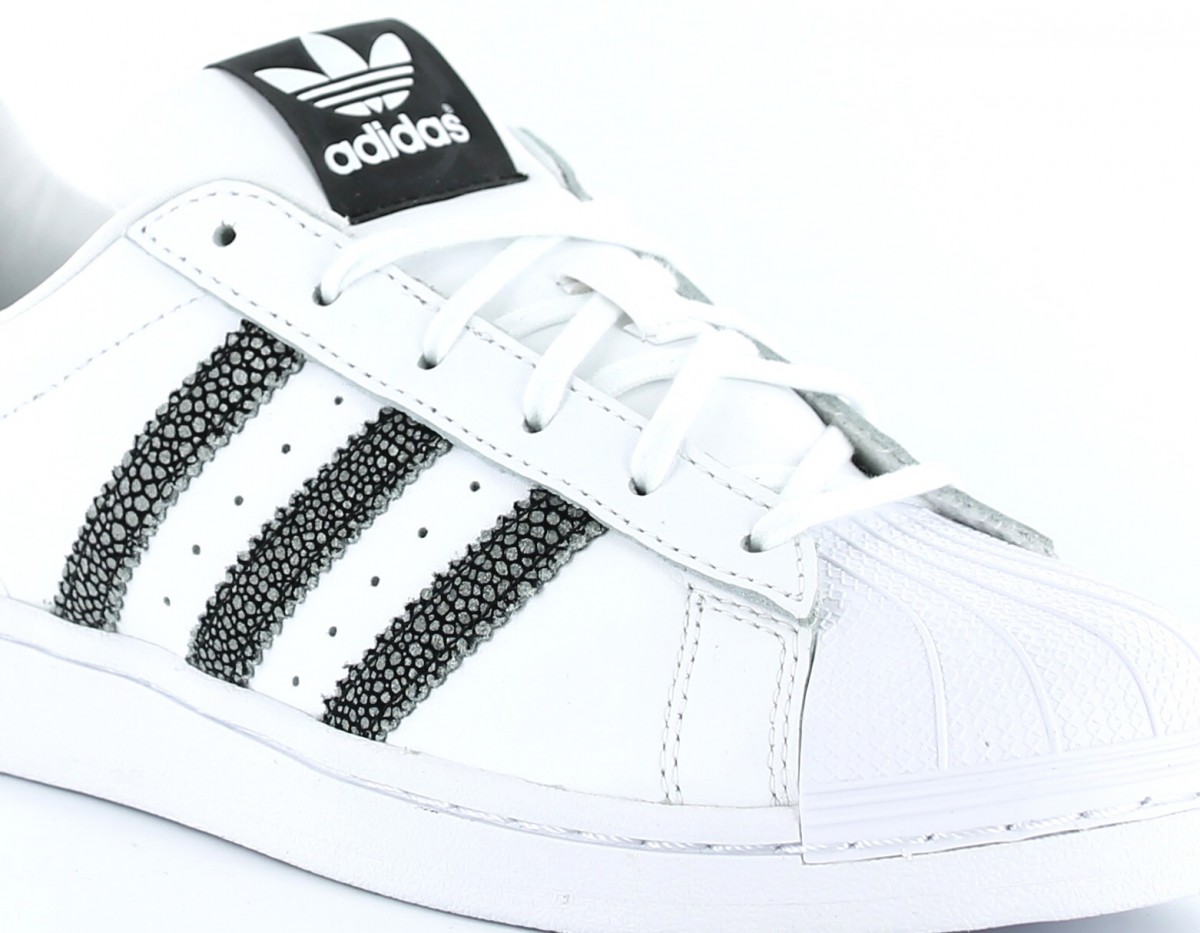 Adidas superstar femme galuchat BLANC/NOIR