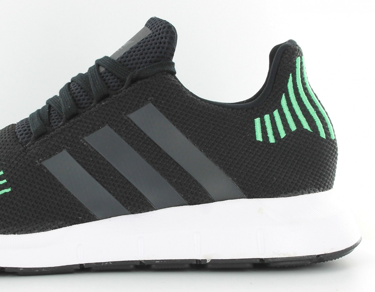 Adidas Swift run Noir-Vert