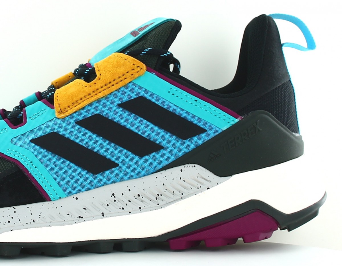 Adidas Terrex trailmaker noir bleu bordeaux 