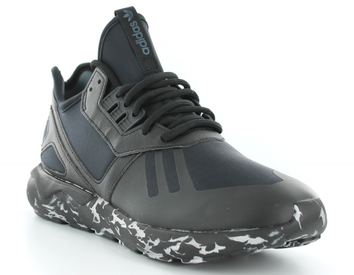 Adidas tubular runner NOIR/NOIR