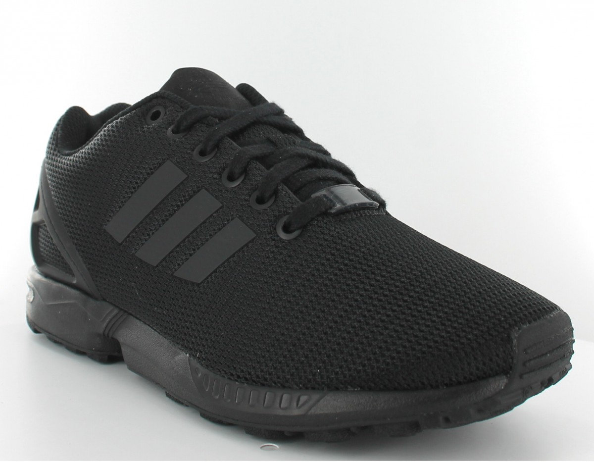 chaussure adidas zx flux noir et blanc