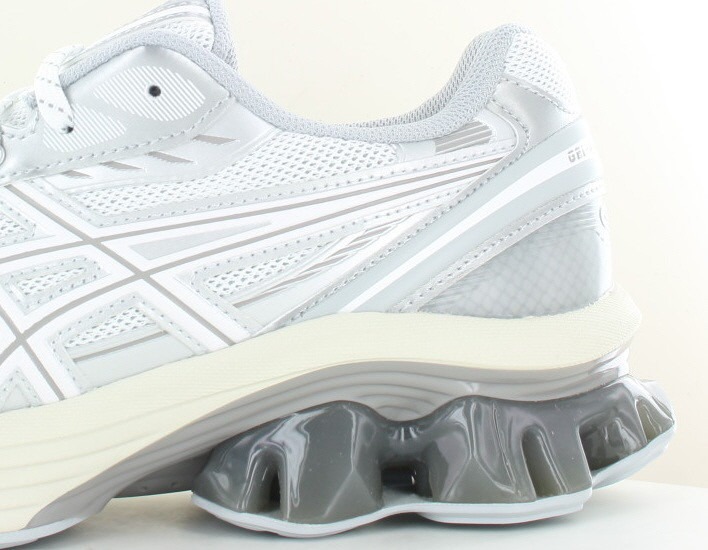 Asics Gel kinetic fluent blanc argent beige