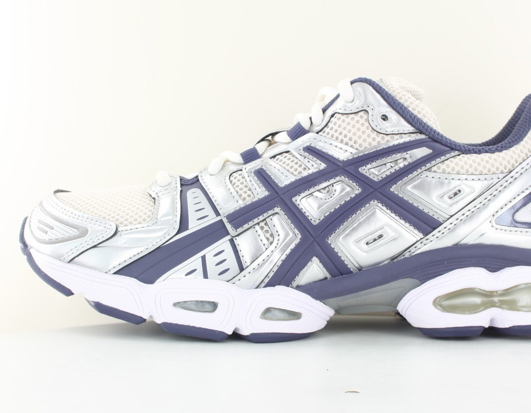 Asics Gel nimbus 9 beige argent violet