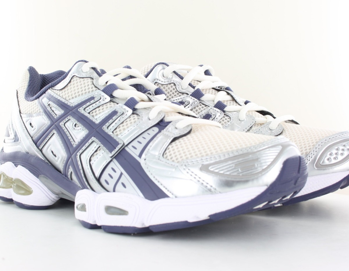 Asics Gel nimbus 9 beige argent violet