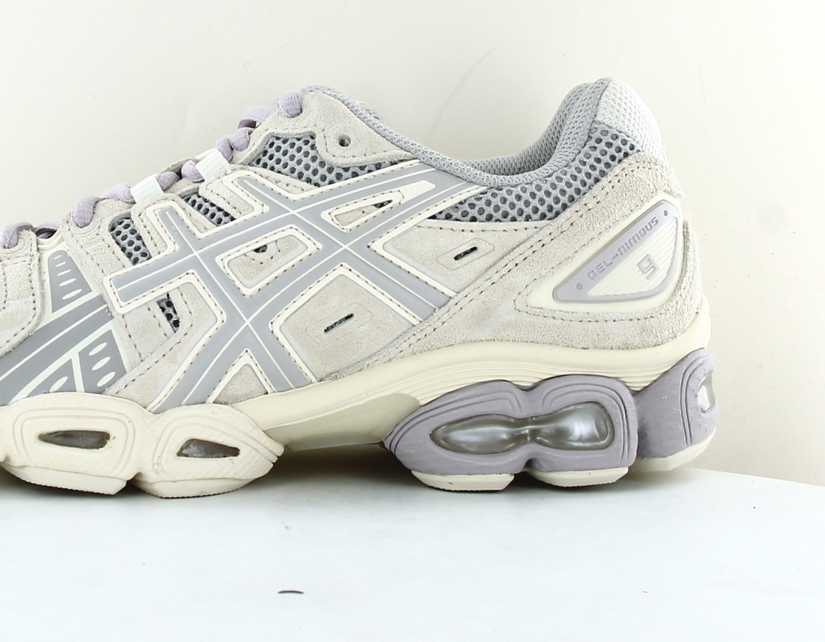 Asics Gel nimbus 9 beige gris rose