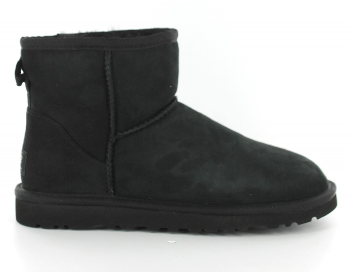 Ugg classic mini NOIR