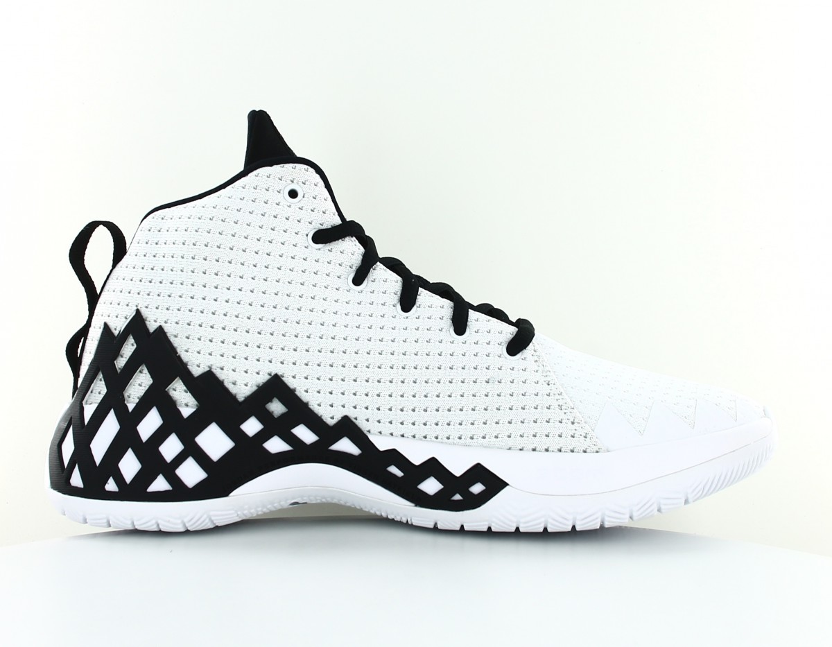 Jordan Jordan jumpman diamond mid blanc noir argent