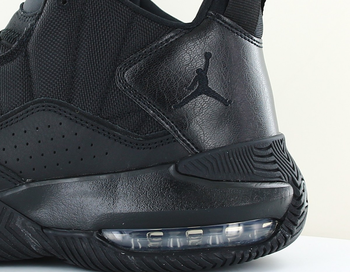 Jordan Jordan stay loyal noir noir