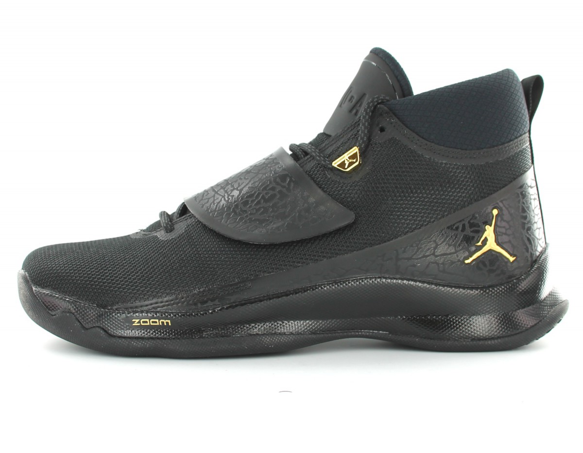 Jordan Superfly 5 PO Black-Métallic Gold