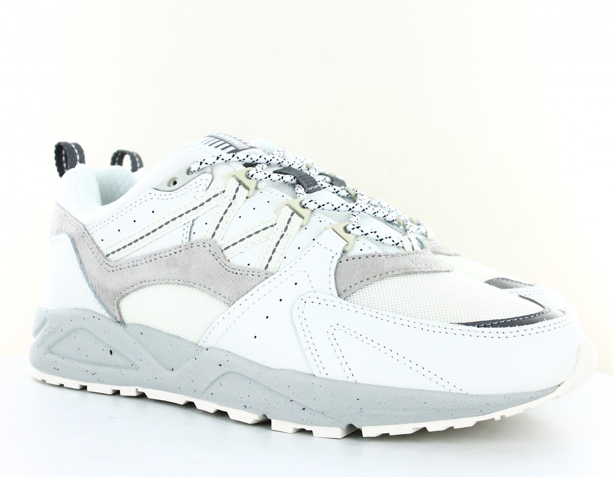 Karhu Fusion 2.0 blanc gris