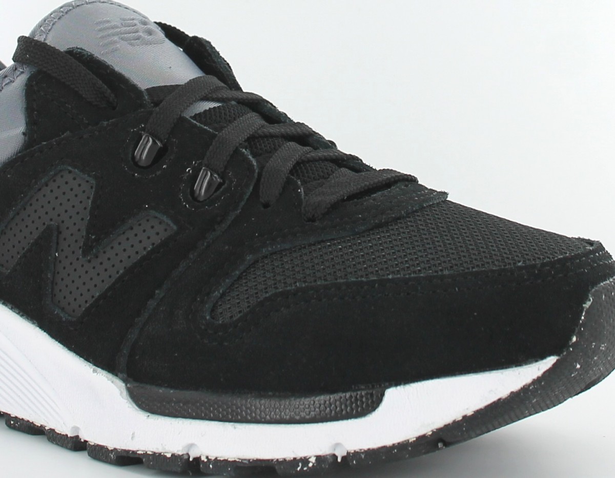 new balance 009 black