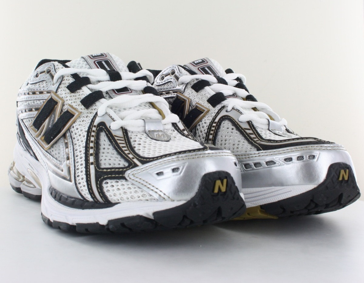 New Balance 1906 metallic silver gold