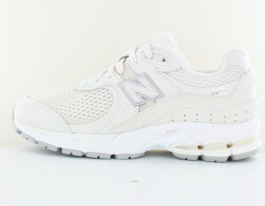 New Balance 2002R beige beige
