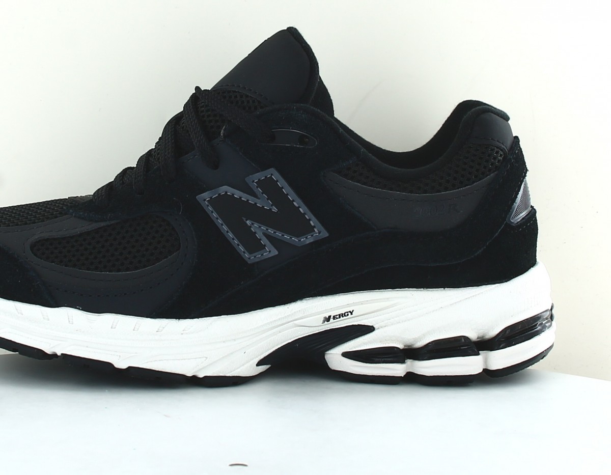 New Balance 2002R junior black