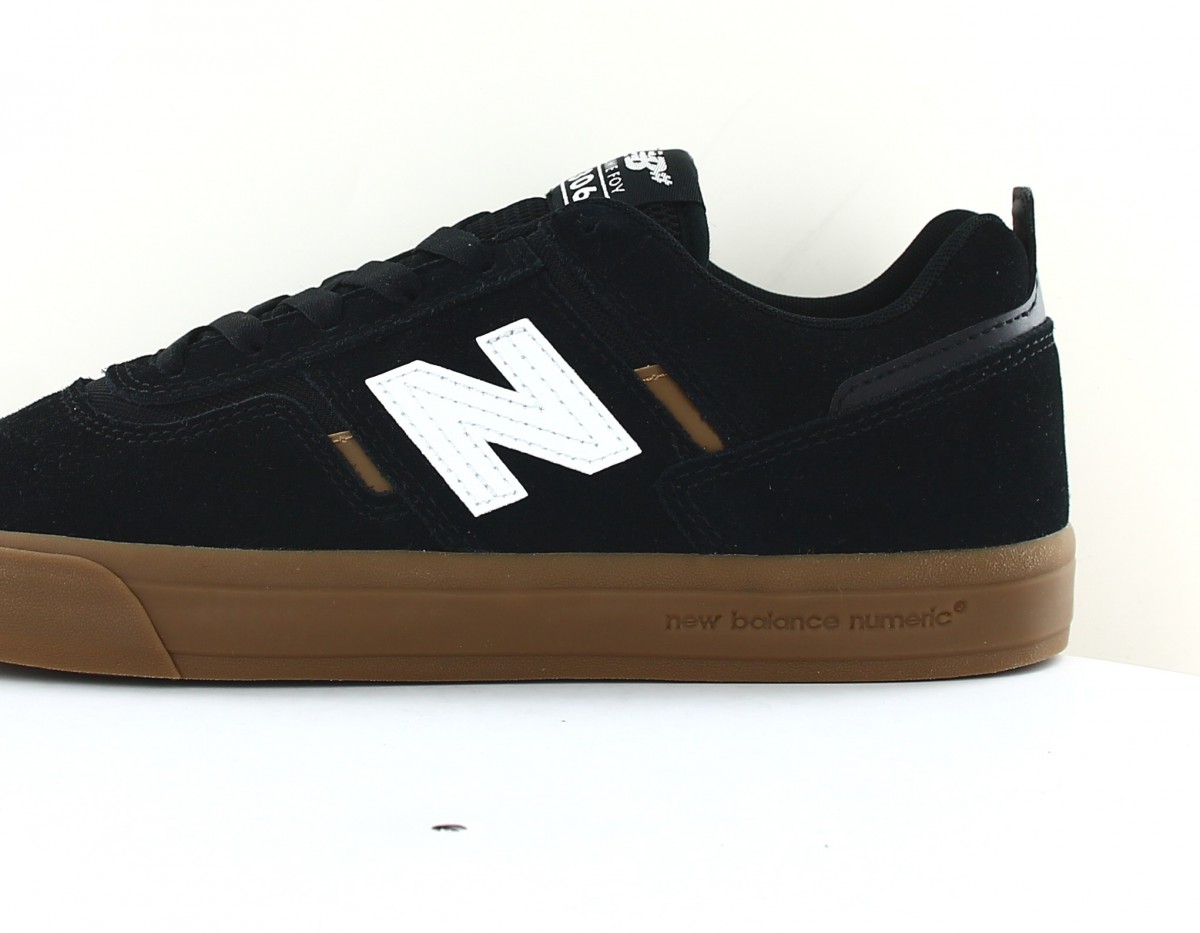 New Balance 306 Noir blanc gomme