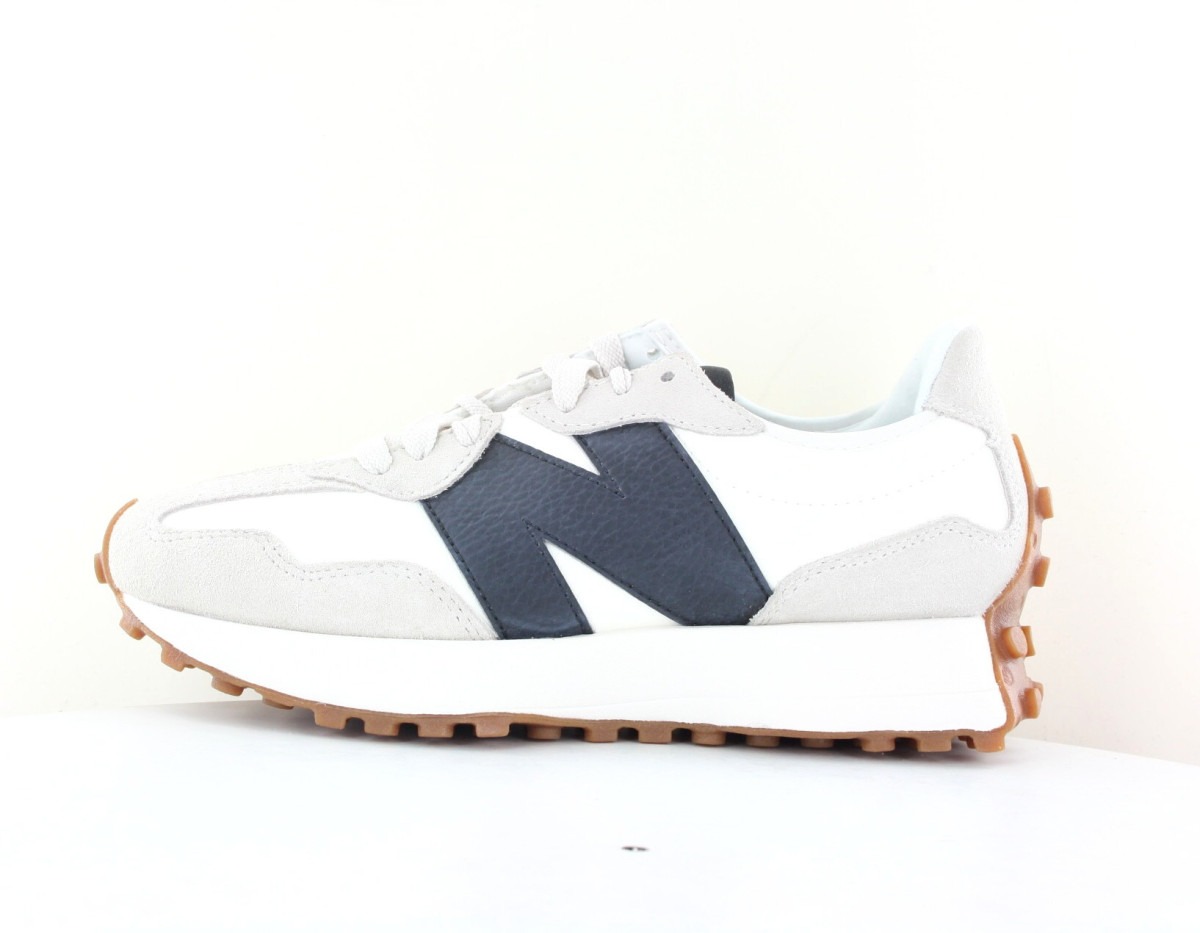 New Balance 327 blanc noir beige gomme