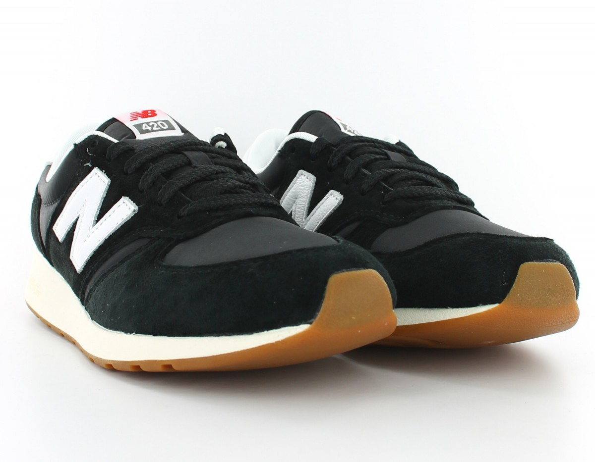 New Balance 420 Re-engineered Black/Gomme