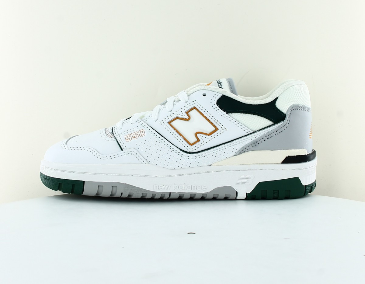 New Balance 550 white nightwatch green white nightwatch green