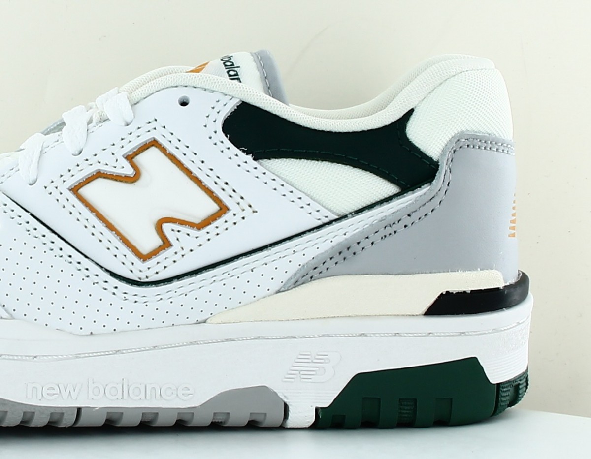 New Balance 550 white nightwatch green white nightwatch green