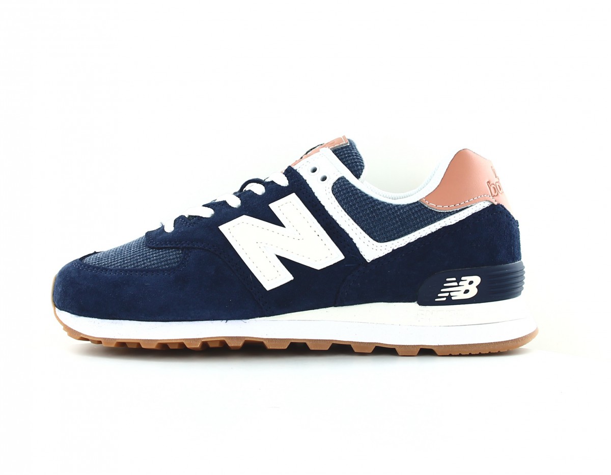 New Balance 574 bleu marine blanc beige gomme