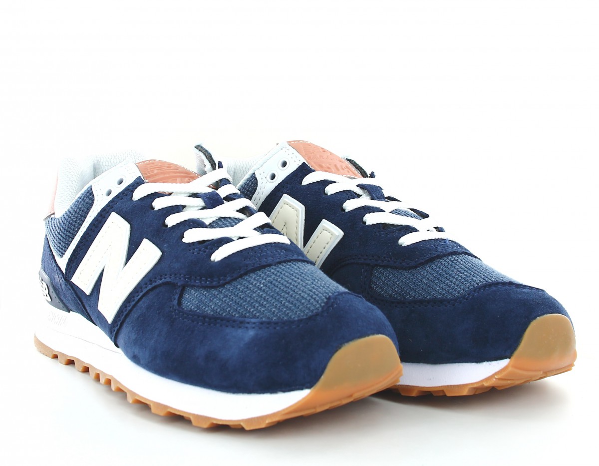 New Balance 574 bleu marine blanc beige gomme