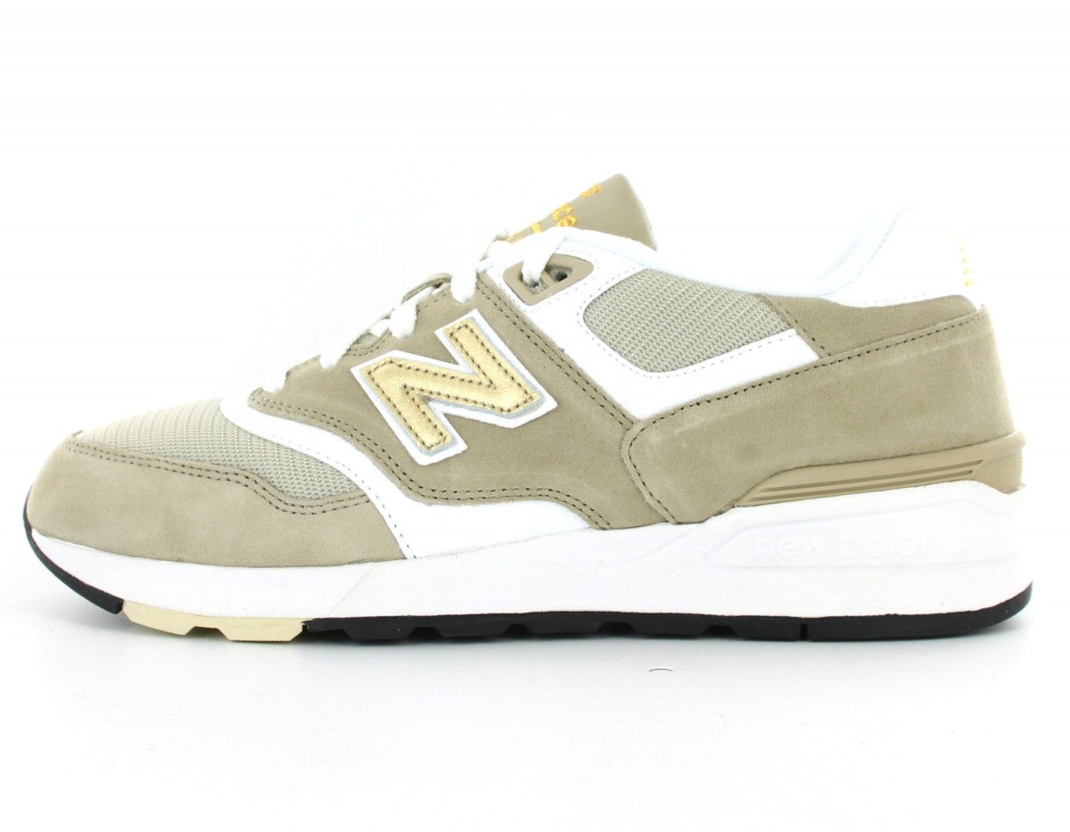 New Balance 597 Kaki-White