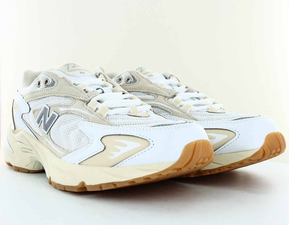 New Balance 725 blanc beige