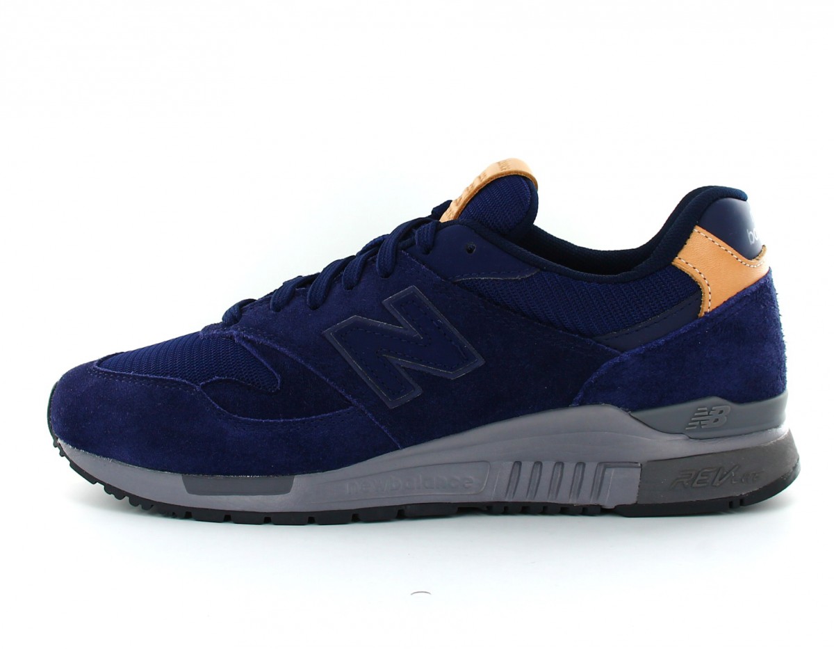 New Balance 840 bleu marine-beige