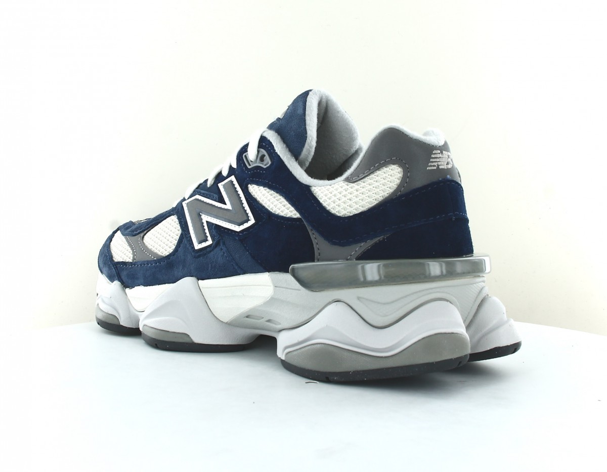 New Balance 9060 bleu indigo beige