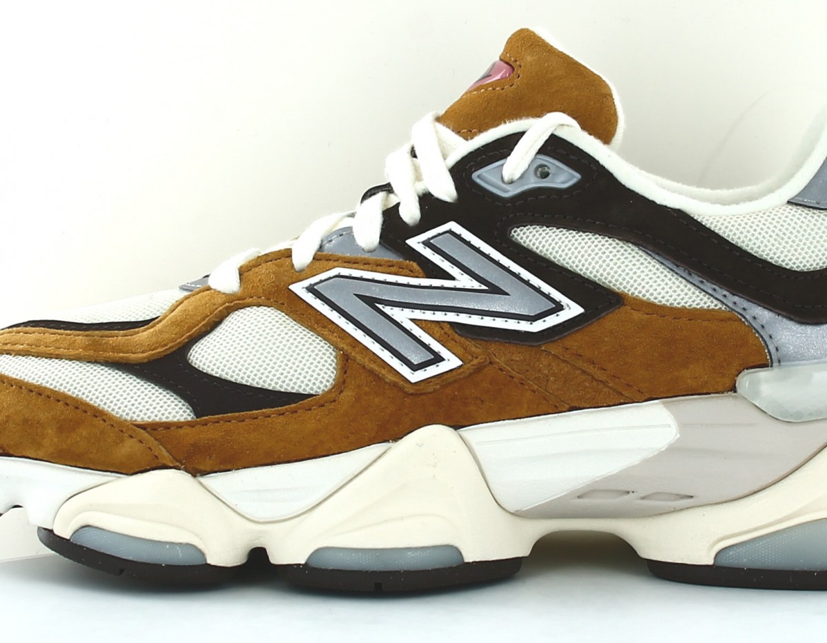 New Balance 9060 camel argent beige