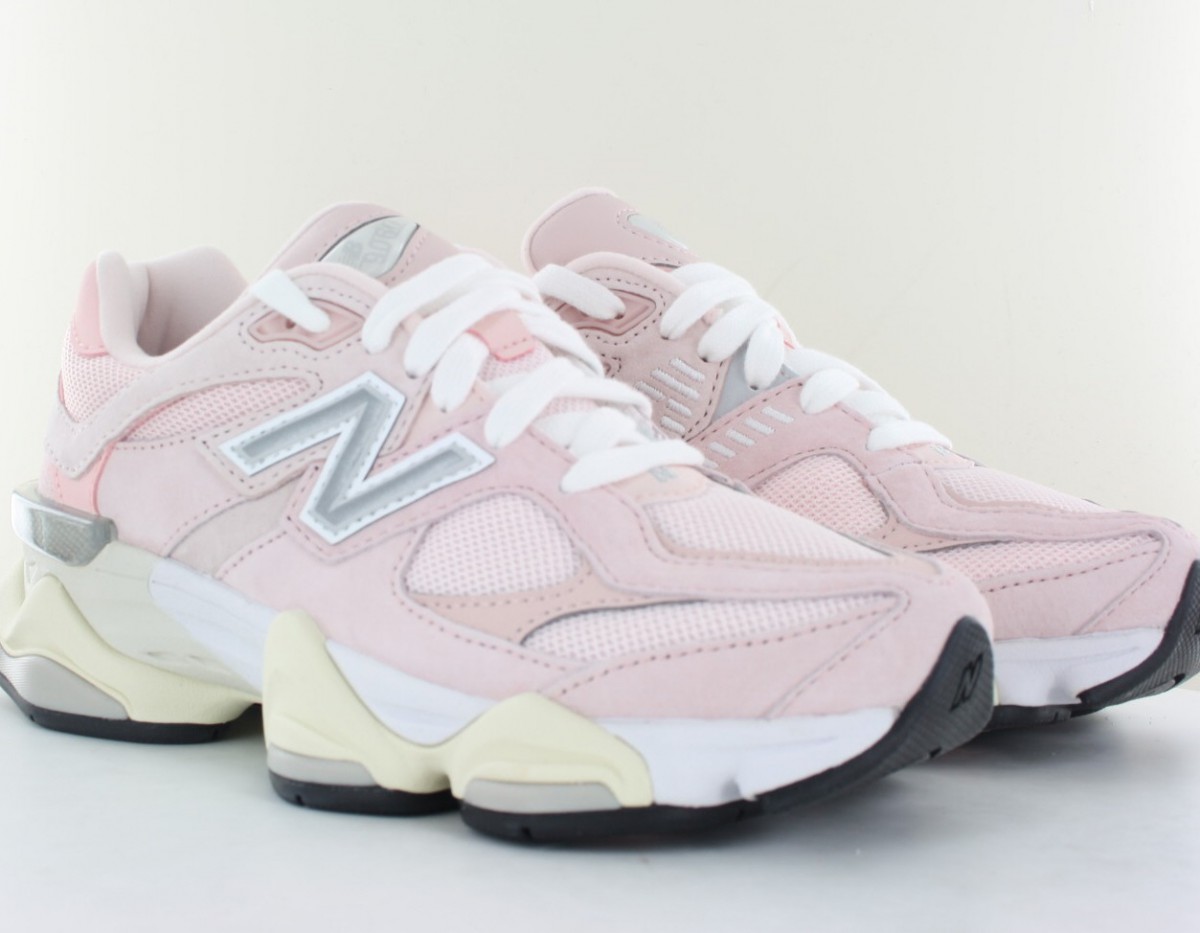 New Balance 9060 crystal pink