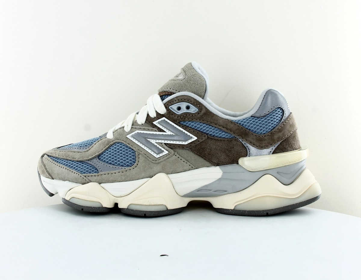 New Balance 9060 mushroom