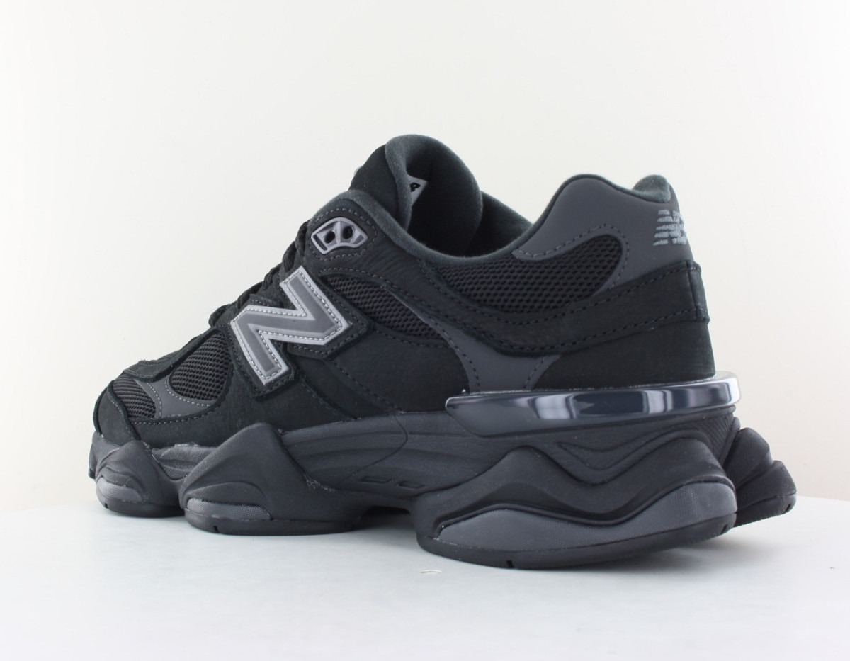 New Balance 9060 noir gris