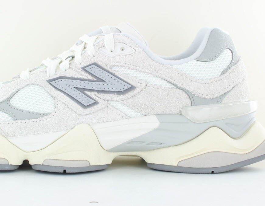 New Balance 9060 sea salt rain cloud