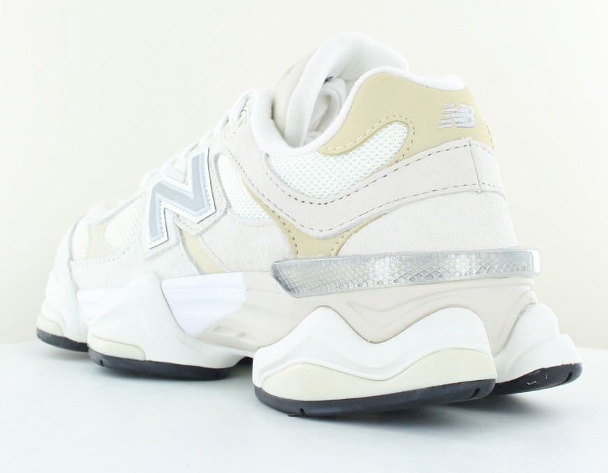 New Balance 9060 turtledove angora