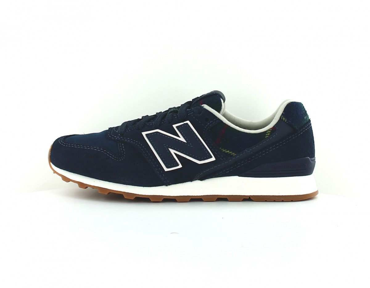 New Balance 996 femme bleu marine plaid gomme