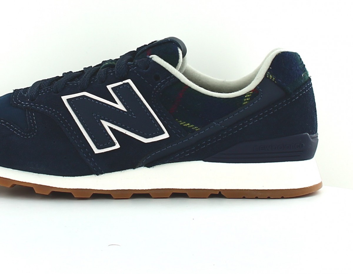 New Balance 996 femme bleu marine plaid gomme