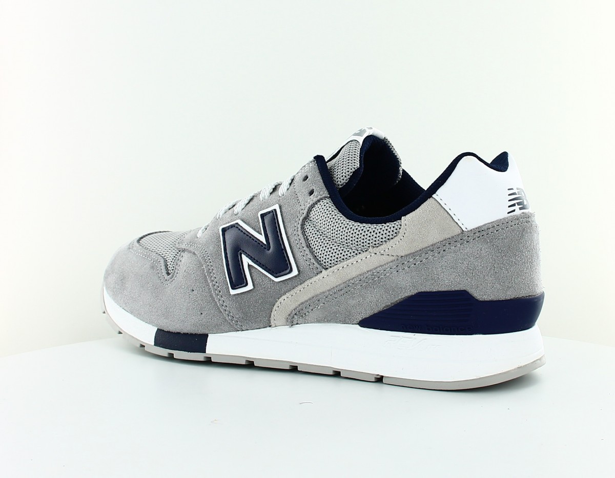 New Balance 996 suede gris bleu marine